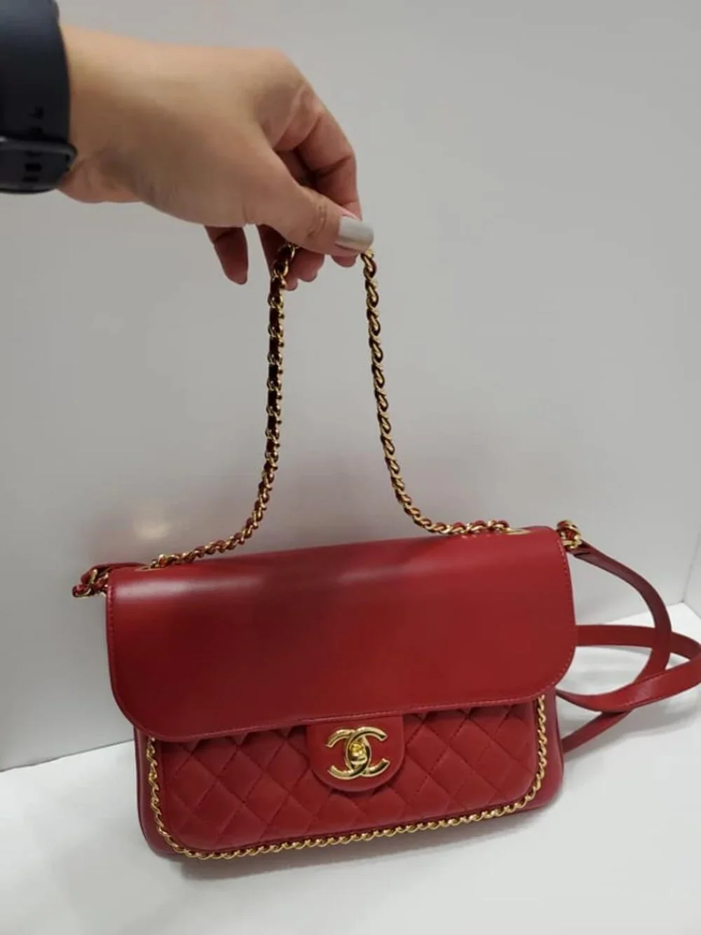 Chanel Unchained Red Leather Messenger Crossbody Flap Bag-NO DUST BAG